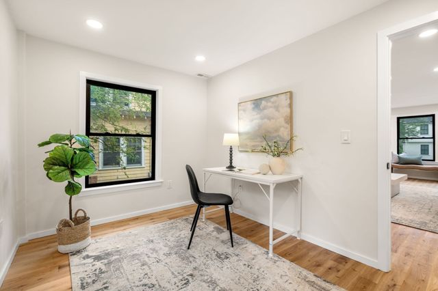 179 Woodcliff Rd, Newton, MA 02461