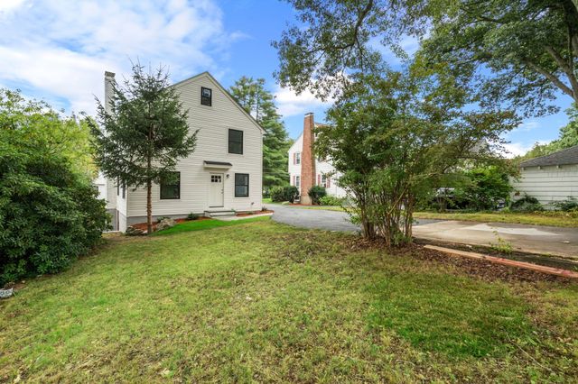 179 Woodcliff Rd, Newton, MA 02461