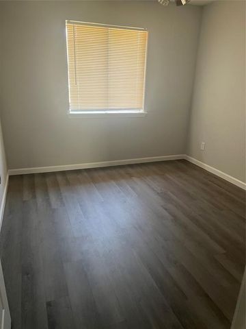 12151 Sharpview Drive, Houston, TX 77072