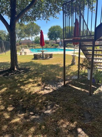 12151 Sharpview Drive, Houston, TX 77072