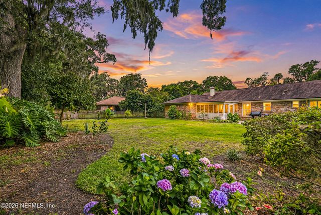 4423 WOODSONG Loop W, Jacksonville, FL 32225