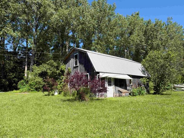 255 Canal Lane, North Hero, VT 05474