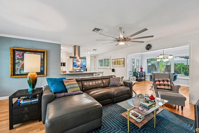 3676 NE 18th Avenue, Oakland Park, FL 33334