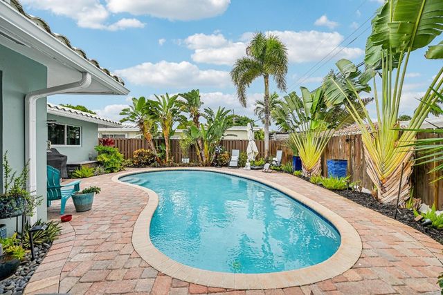 3676 NE 18th Avenue, Oakland Park, FL 33334