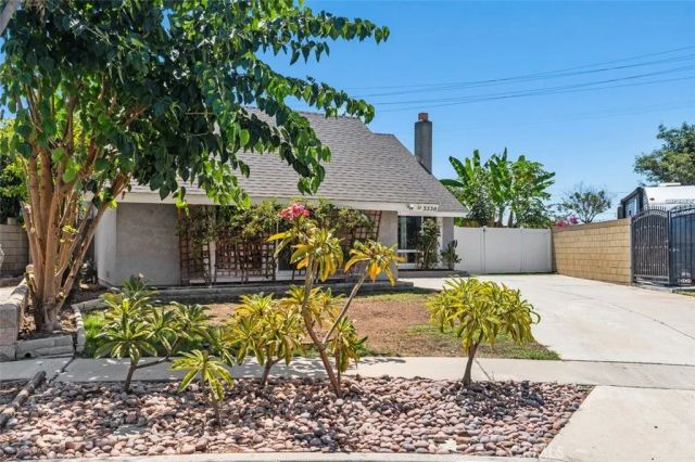3338 E Radcliffe, Anaheim, CA 92806