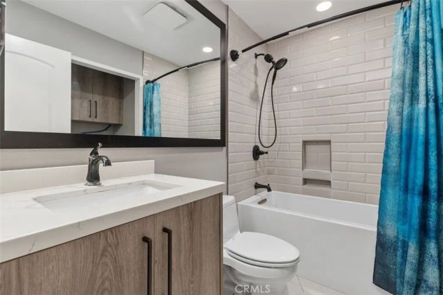 3338 E Radcliffe, Anaheim, CA 92806