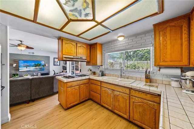 3140 Coolidge Avenue, Costa Mesa, CA 92626