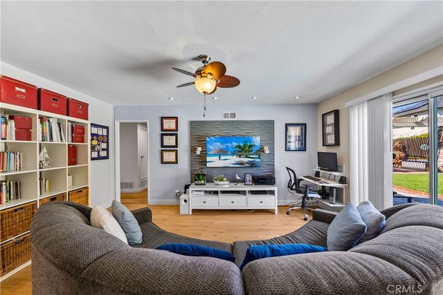 3140 Coolidge Avenue, Costa Mesa, CA 92626