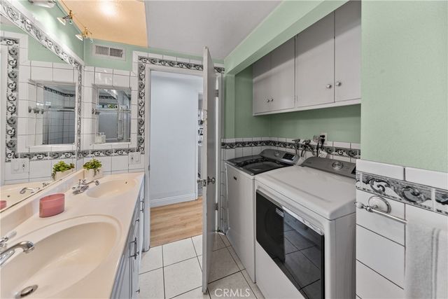 3140 Coolidge Avenue, Costa Mesa, CA 92626