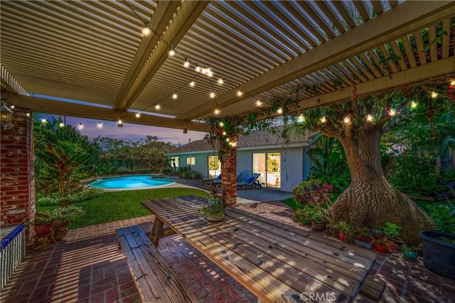 3140 Coolidge Avenue, Costa Mesa, CA 92626
