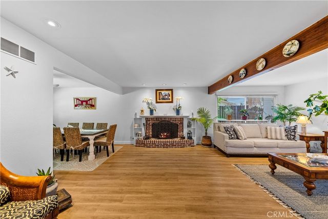 3140 Coolidge Avenue, Costa Mesa, CA 92626