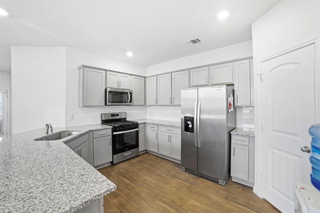 105 Escala WAY, San Marcos, TX 78666