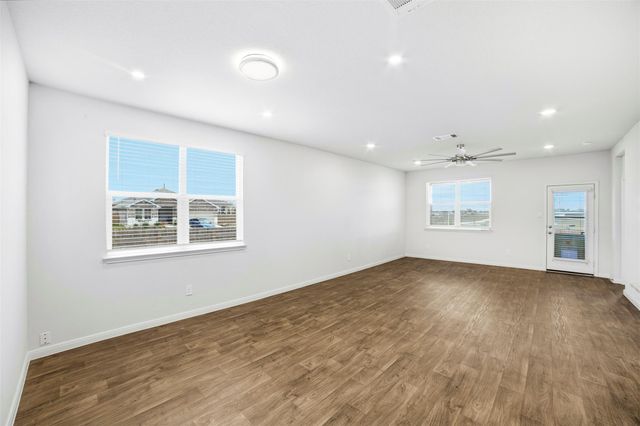 105 Escala WAY, San Marcos, TX 78666