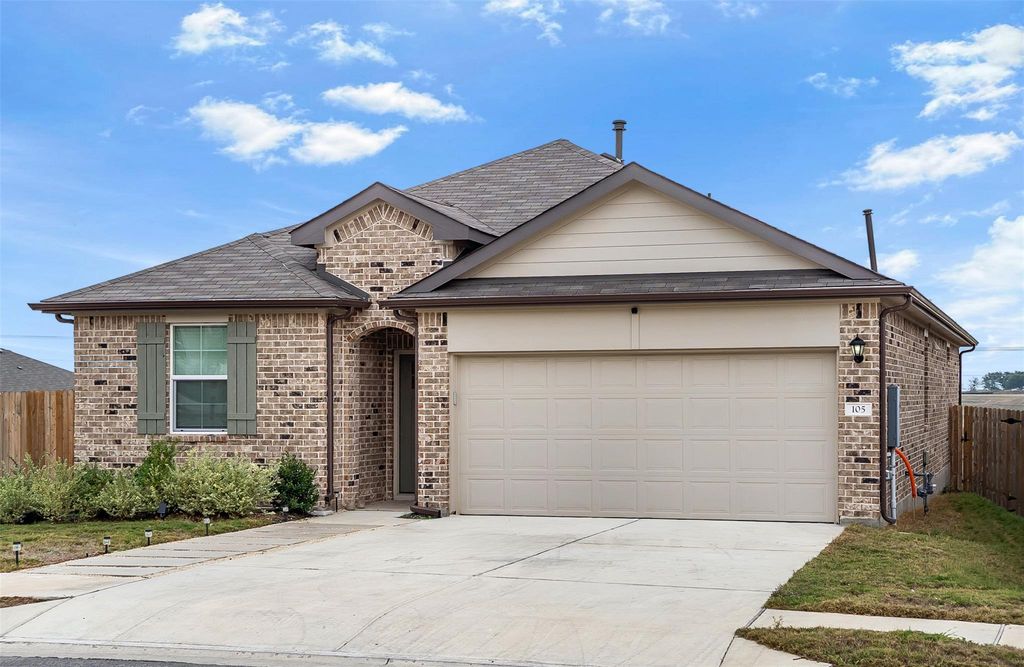 105 Escala WAY, San Marcos, TX 78666