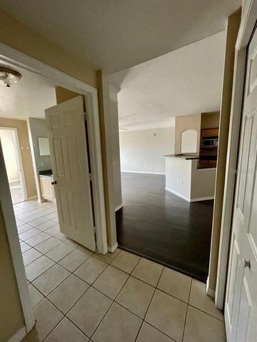 6412 QUEENS BOROUGH AVENUE 213, Orlando, FL 32835