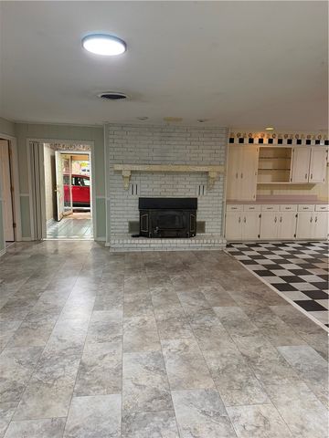 410 N JOPLIN Place, Russellville, AR 72801