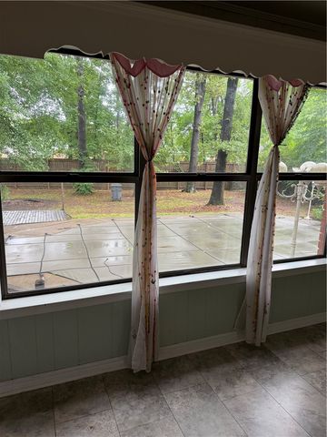 410 N JOPLIN Place, Russellville, AR 72801