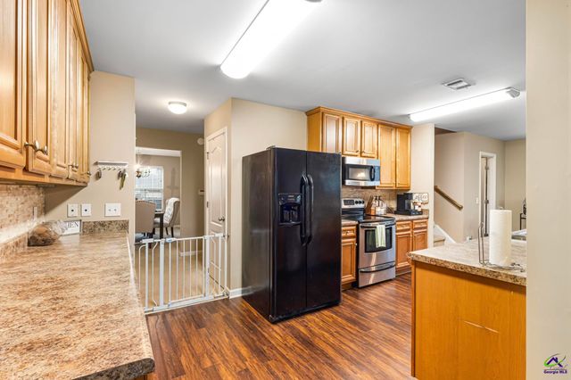 210 Haywood Drive, Kathleen, GA 31047