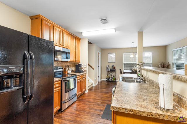 210 Haywood Drive, Kathleen, GA 31047