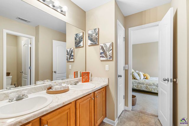 210 Haywood Drive, Kathleen, GA 31047