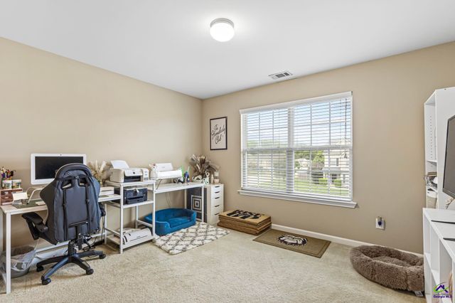 210 Haywood Drive, Kathleen, GA 31047