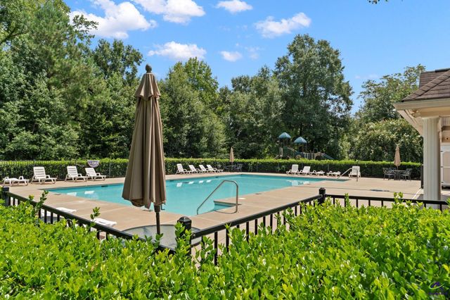 210 Haywood Drive, Kathleen, GA 31047