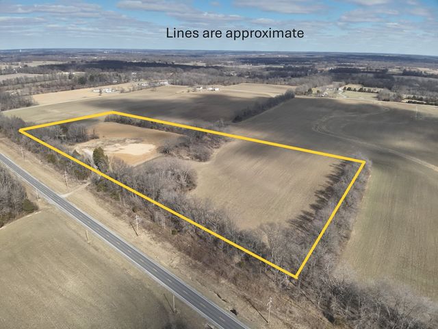 7748 N IL Hwy 148 Highway, Mt Vernon, IL 62864