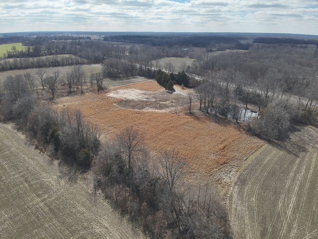 7748 N IL Hwy 148 Highway, Mt Vernon, IL 62864