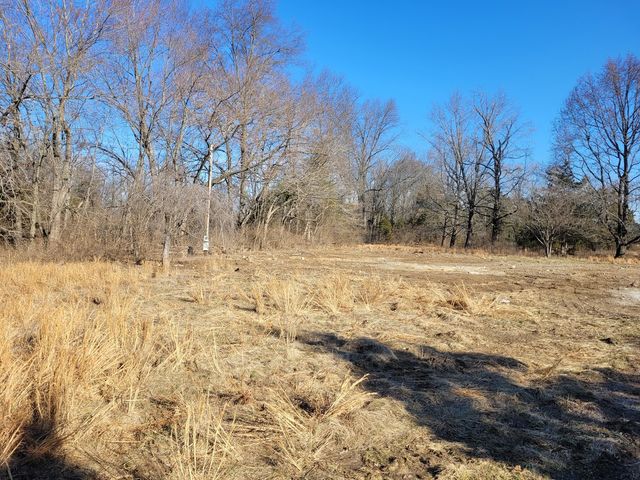 7748 N IL Hwy 148 Highway, Mt Vernon, IL 62864