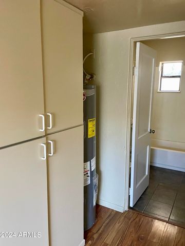 1222 W ROOSEVELT Street, Phoenix, AZ 85007