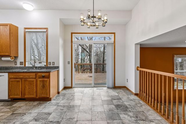 1658 Oakbrooke Circle, Eagan, MN 55122