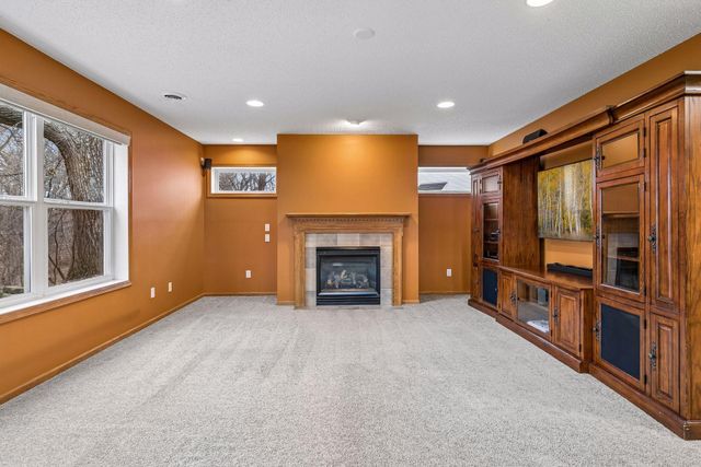 1658 Oakbrooke Circle, Eagan, MN 55122