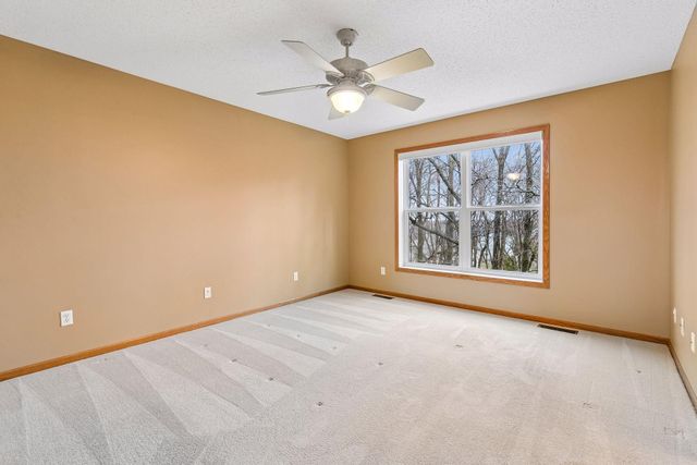 1658 Oakbrooke Circle, Eagan, MN 55122