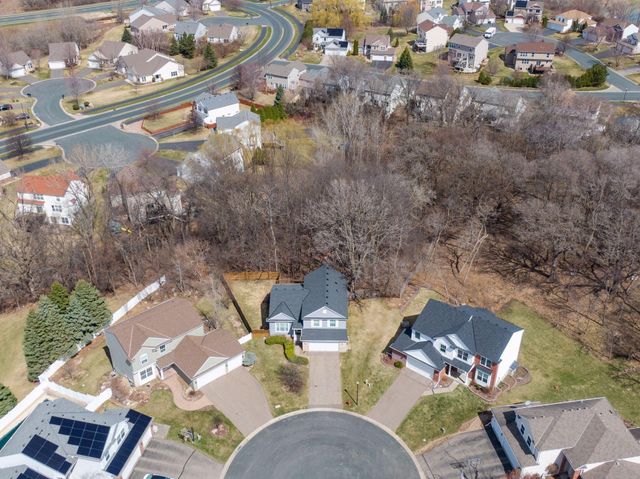 1658 Oakbrooke Circle, Eagan, MN 55122