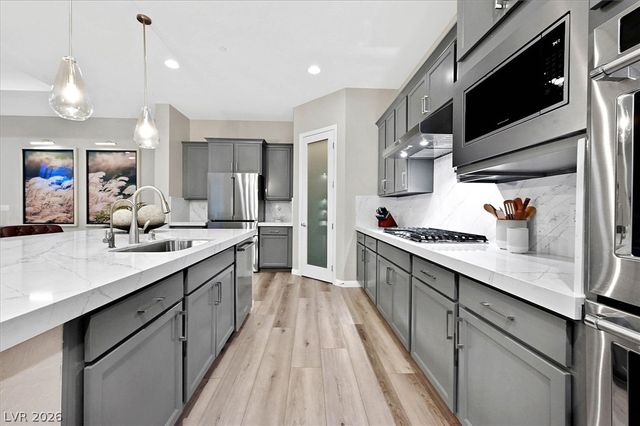16 Via Tiberina, Henderson, NV 89011