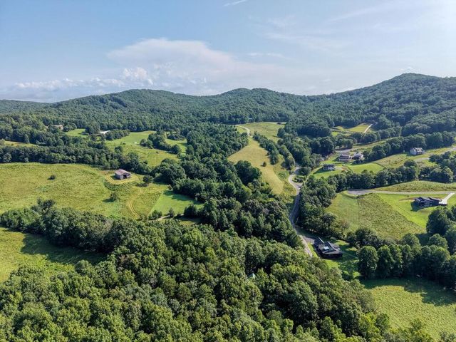 4782 Squirrel Hunting Road, Morganton, GA 30560