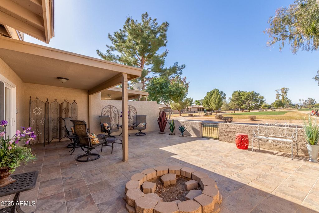 25244 S SADDLETREE Drive, Sun Lakes, AZ 85248