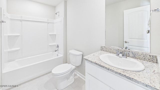 413 Wrenwood Drive, New Iberia, LA 70560