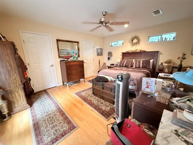 1600 Carriage Run W, Conroe, TX 77384