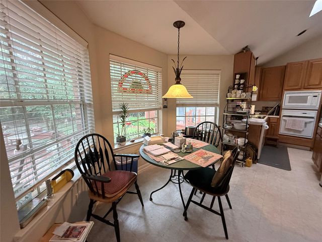 1600 Carriage Run W, Conroe, TX 77384