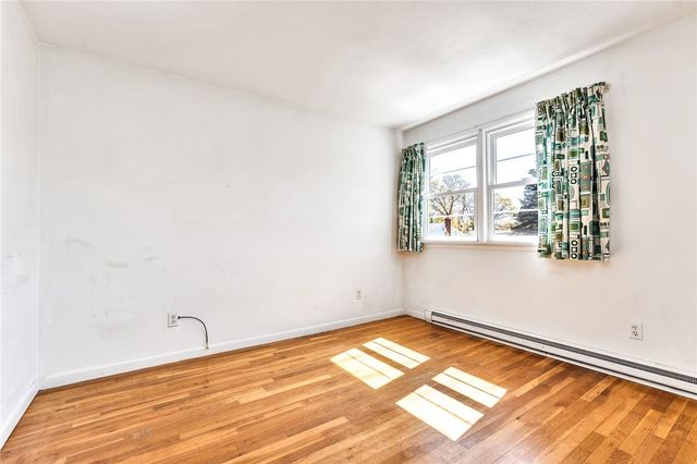 5 Taylor Circle, East Greenwich, RI 02818