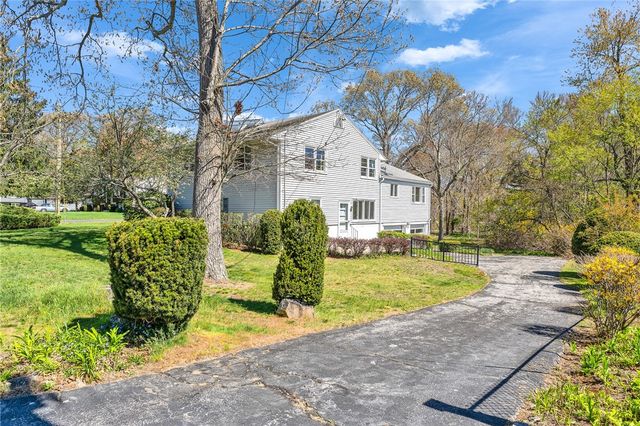 5 Taylor Circle, East Greenwich, RI 02818