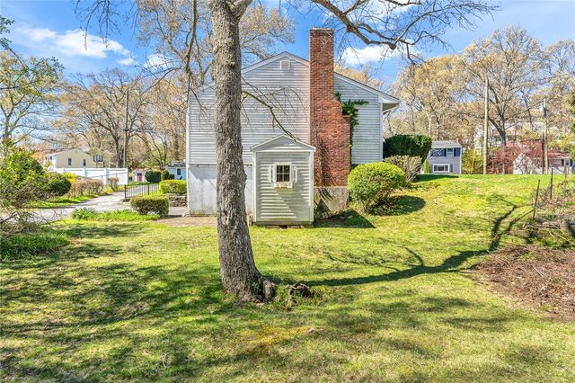 5 Taylor Circle, East Greenwich, RI 02818