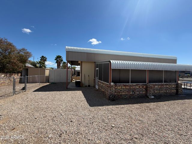 67641 ALPINE Drive, Salome, AZ 85348