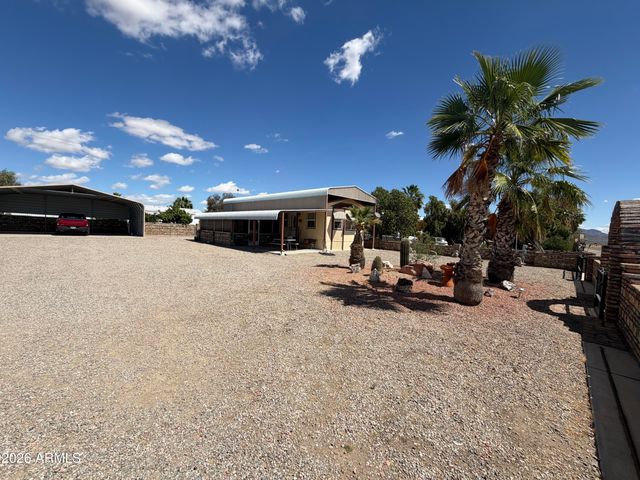 67641 ALPINE Drive, Salome, AZ 85348