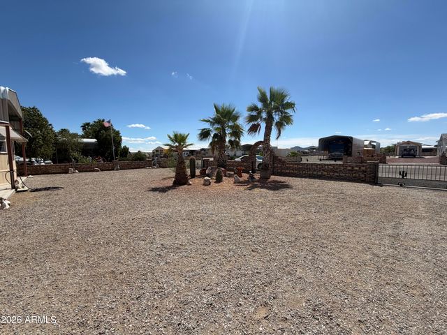 67641 ALPINE Drive, Salome, AZ 85348