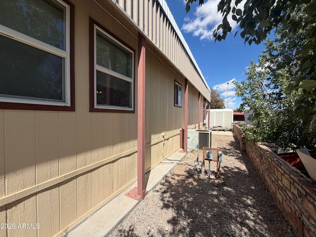 67641 ALPINE Drive, Salome, AZ 85348
