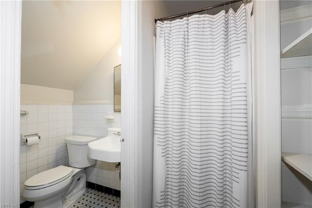1308 Manteo ST, Norfolk, VA 23517