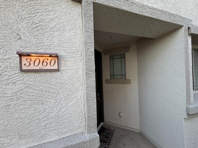 3060 E DUNBAR Drive, Phoenix, AZ 85042