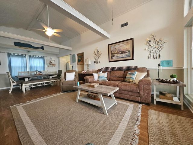 16634 Basin, Jamaica Beach, TX 77554